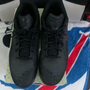 Black & gold kobe mamba rage